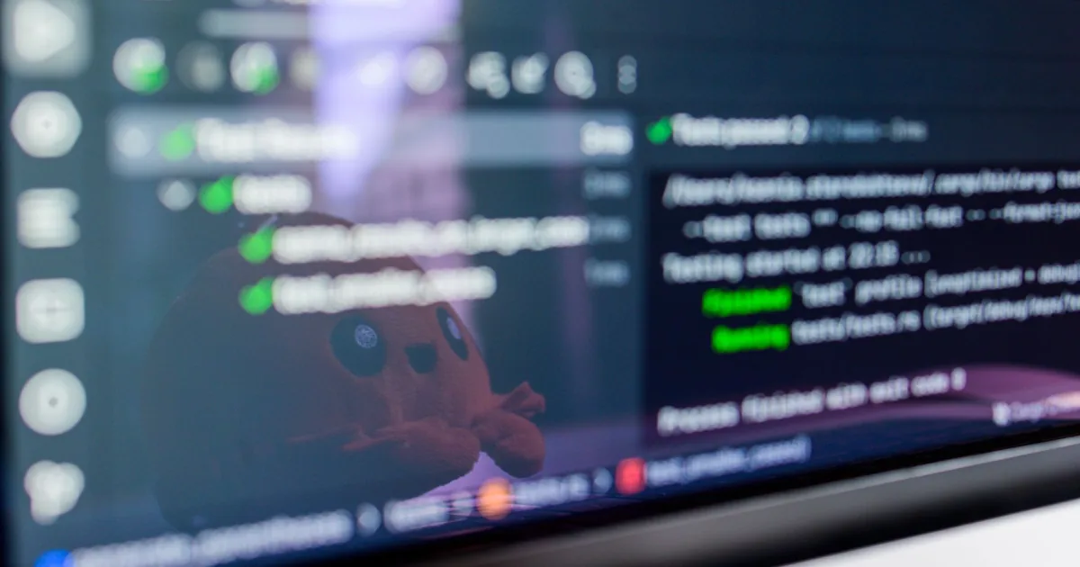 Claude Code vs Cursor vs GitHub Copilot 2026: ¿Cuál Usar Según tu Stack?